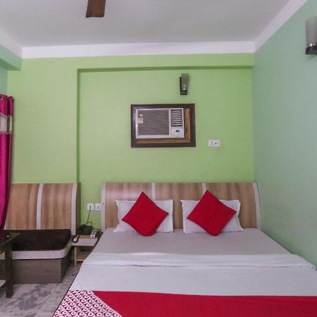Oyo 60609 Hotel Tanushree Rampurhat Zewnętrze zdjęcie