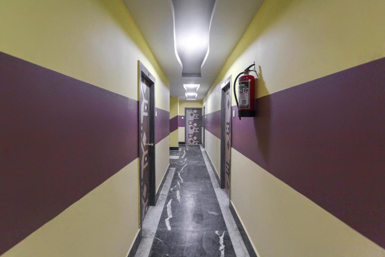 Oyo 60609 Hotel Tanushree Rampurhat Zewnętrze zdjęcie